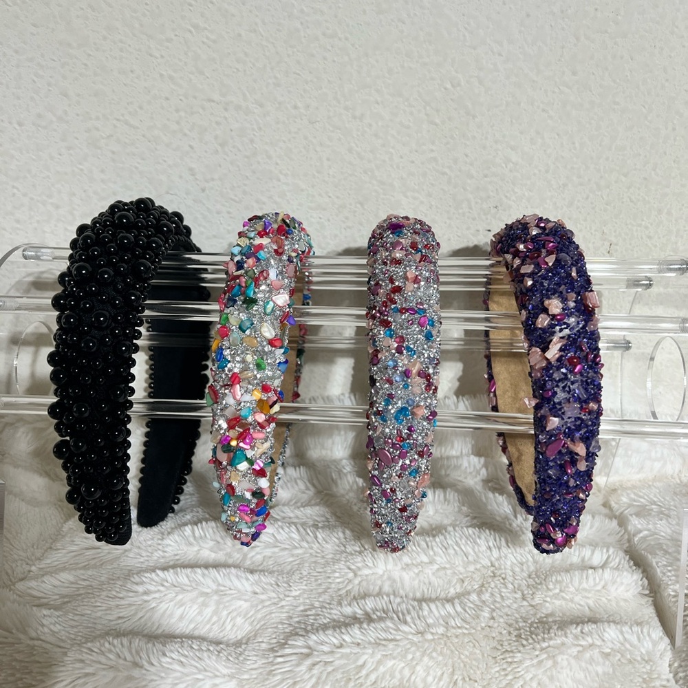 Lot of 4 headbands